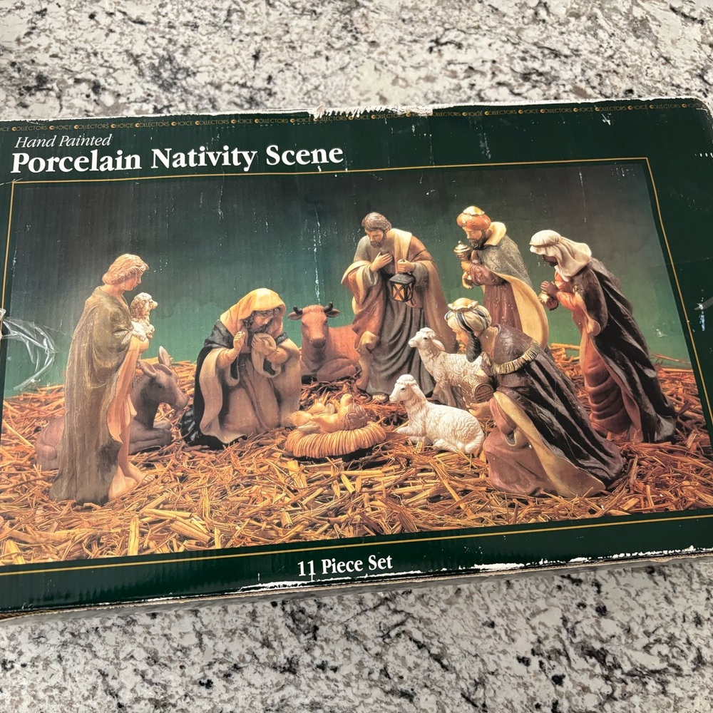 Porcelain Nativity Scene 10 Piece Set